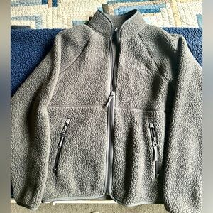 Aritzia- Polartec zip up Gray Fleece Jacket